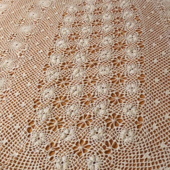 Vintage Crochet Table Cover - Picture 3 of 12